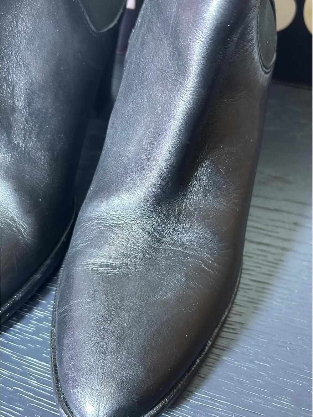 Burberry Black Leather Glendale 75 Equestrian Ankle Boots - Picture 4 of 9